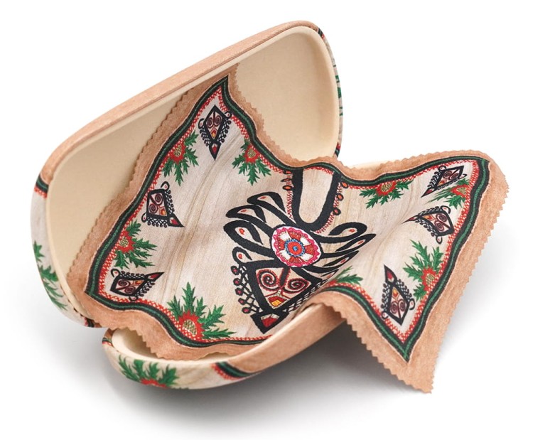 etui_FOLK_29_c_w.jpg
