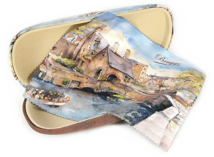etui_BRUGGIA_01_c_w.jpg