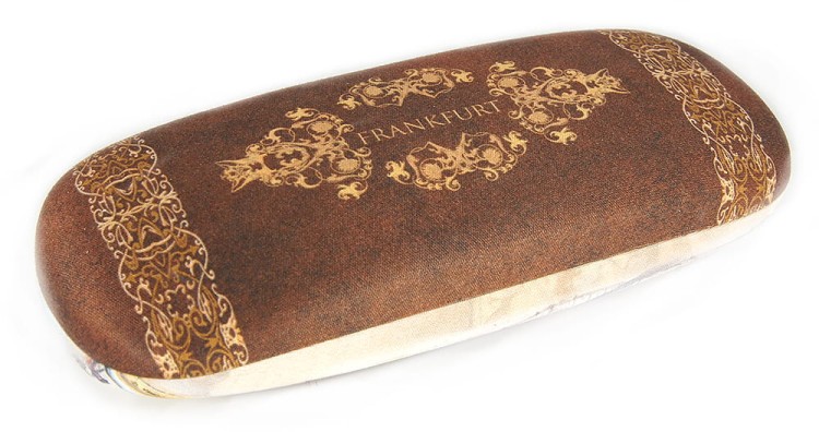 etui_FRANKFURT_01_b_w.jpg