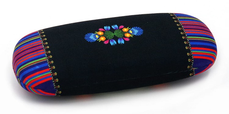 etui_FOLK_22_b_w.jpg